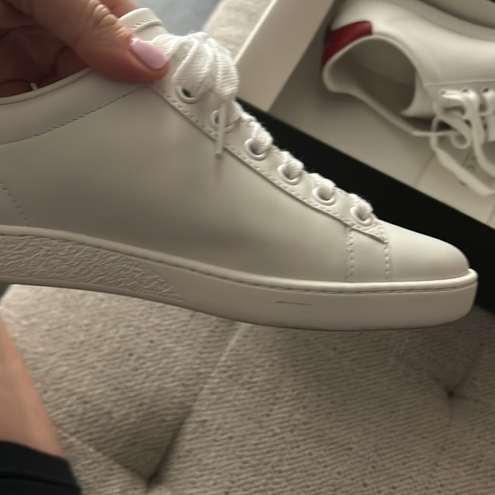 Gucci interlocking perforated GG sneakers - Picture 8 of 10